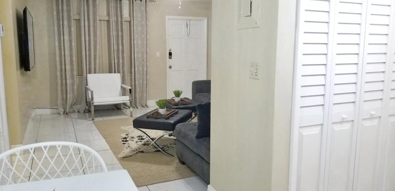 Glam 2 Bedroom Apartment Close To Nsu In Cooper City מראה חיצוני תמונה